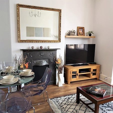 Apartamento Beautifully Renovated 2 Bed Flat - Close To Beach Southend-on-Sea Exterior foto