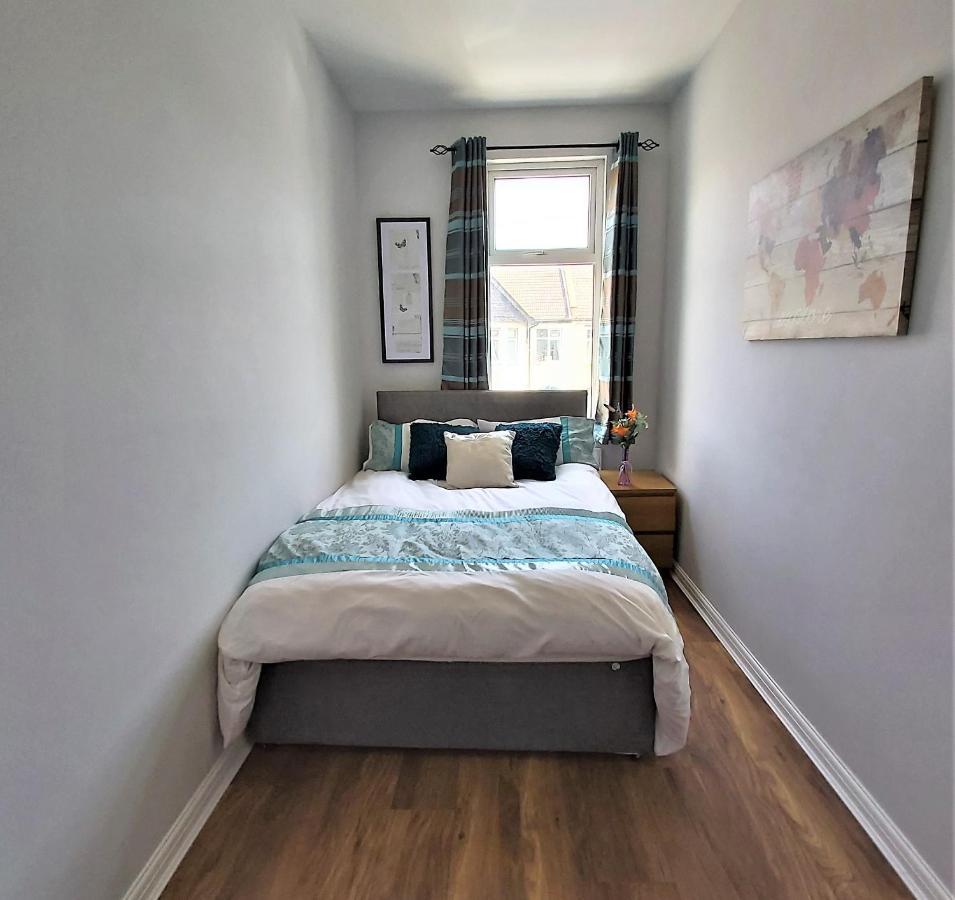 Apartamento Beautifully Renovated 2 Bed Flat - Close To Beach Southend-on-Sea Exterior foto